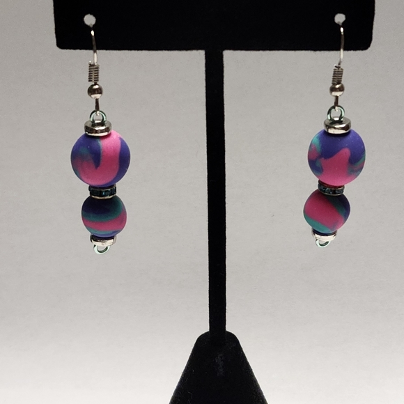 Two pairs of handmade dangle polymer clay bead earrings. - Picture 3 of 6